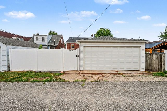2111 Stanton Avenue, Whiting, IN 46394