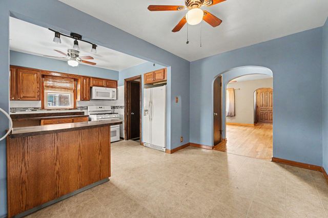 2111 Stanton Avenue, Whiting, IN 46394