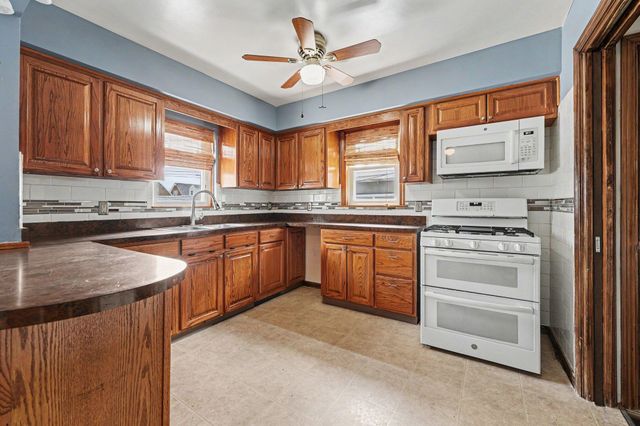 2111 Stanton Avenue, Whiting, IN 46394