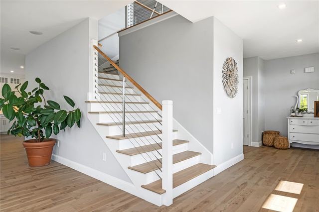 1046 Ocean Road, Narragansett, RI 02882