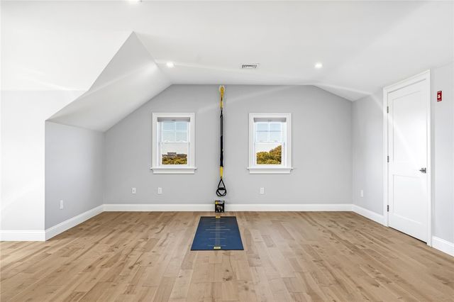 1046 Ocean Road, Narragansett, RI 02882