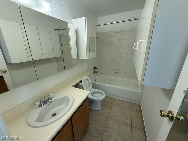 440 Elm Drive 103, Las Vegas, NV 89169