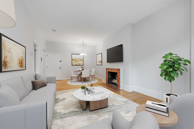 922 Beacon St 24, Boston, MA 02215