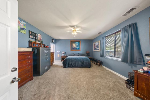 2776 Dunn Rd, Valley Springs, CA 95252