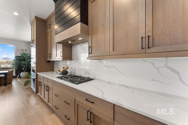 2964 E Parulo Dr, Meridian, ID 83642