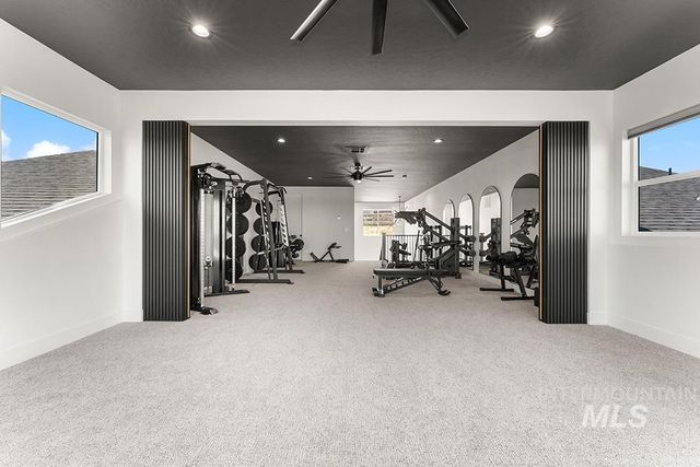 2964 E Parulo Dr, Meridian, ID 83642
