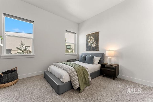 2964 E Parulo Dr, Meridian, ID 83642