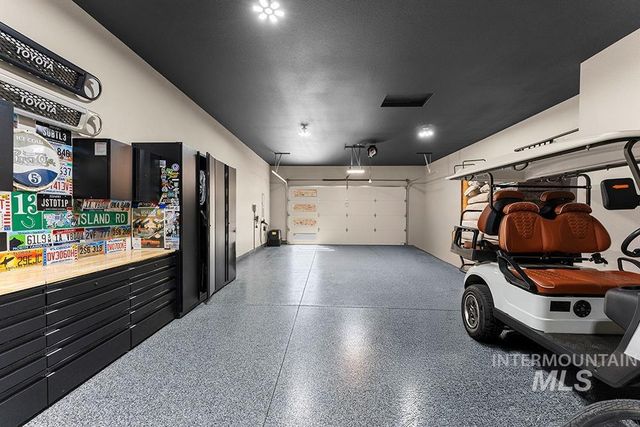2964 E Parulo Dr, Meridian, ID 83642