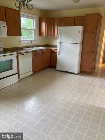 13910 COUNTRYSIDE DR, Maugansville, MD 21767
