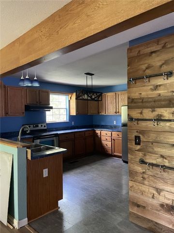 80 County Road 2560, Eureka Springs, AR 72631