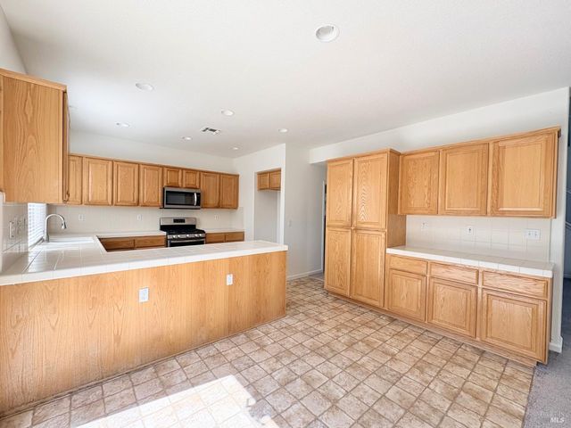 5136 Bickford Cir, Fairfield, CA 94533