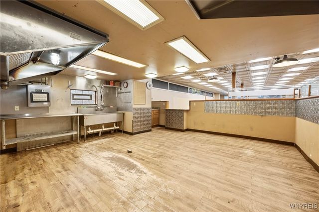 8796 State Road, Colden, NY 14033