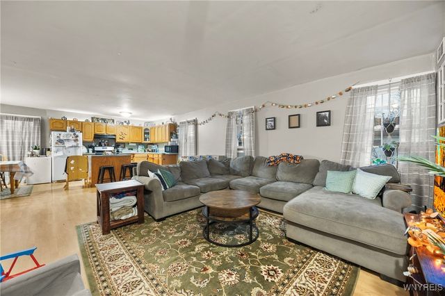 8796 State Road, Colden, NY 14033