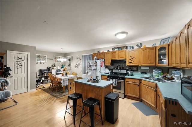 8796 State Road, Colden, NY 14033