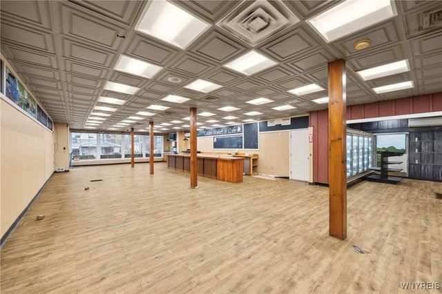 8796 State Road, Colden, NY 14033