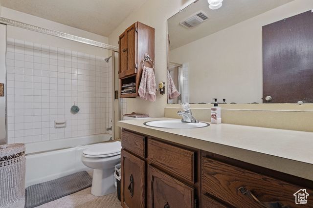 40 S 100 E, Fillmore, UT 84631