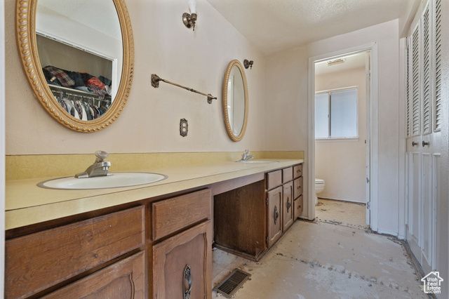 40 S 100 E, Fillmore, UT 84631