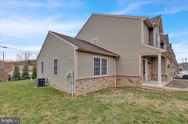 523 ELM ST, West Reading, PA 19611