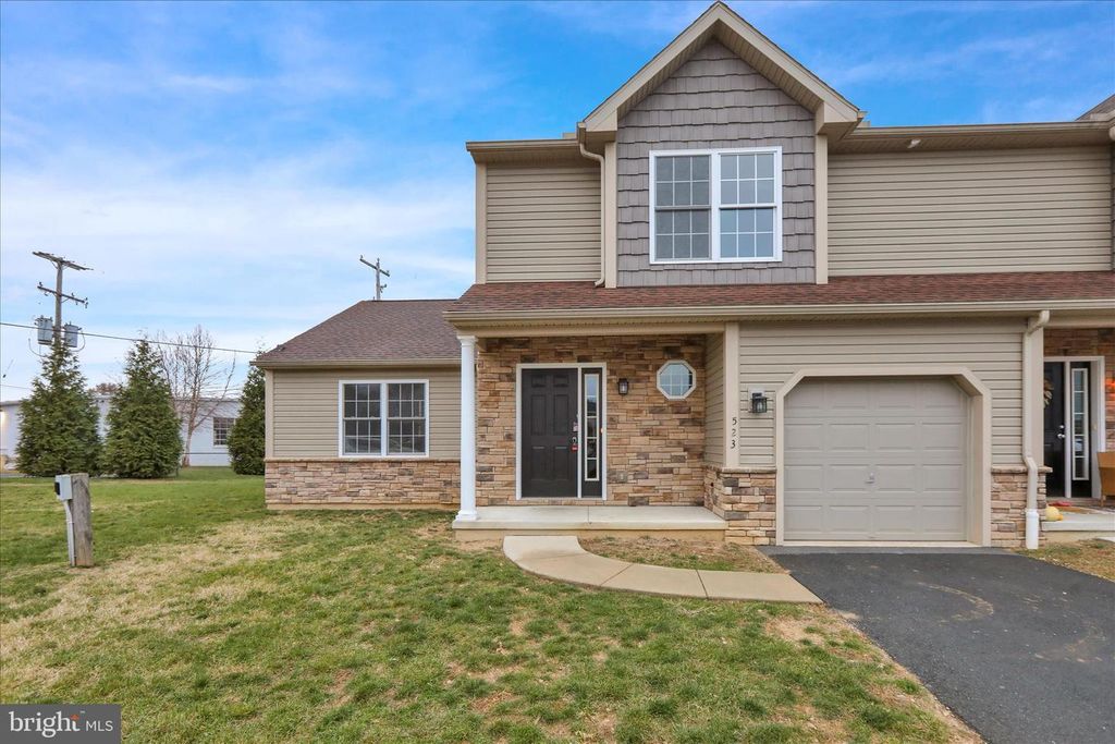 523 ELM ST, West Reading, PA 19611