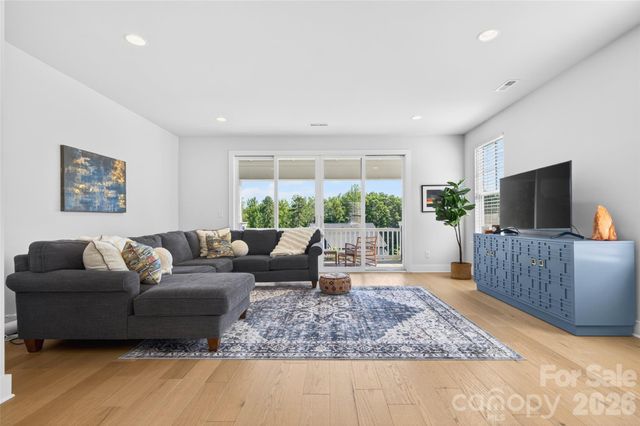 106 Wesser Street, Davidson, NC 28036