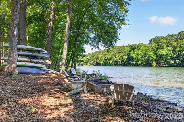 106 Wesser Street, Davidson, NC 28036