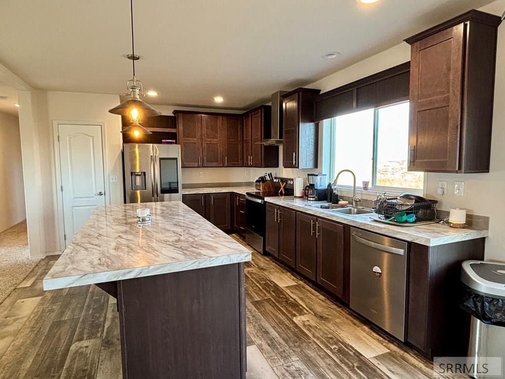 Image 10 of property listing at 2987 E 550 N, St Anthony, ID 83445