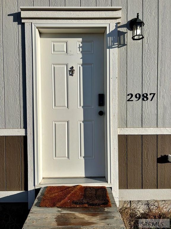 Image 3 of property listing at 2987 E 550 N, St Anthony, ID 83445