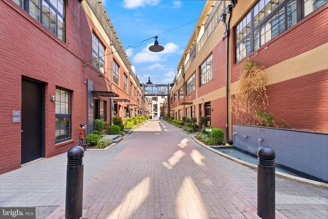 2125 14th St NW Apt 230, Washington, DC 20009