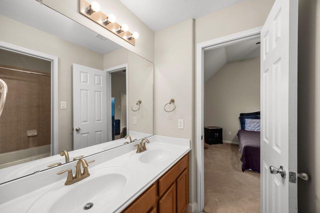 6719 Latchmore Lane, Houston, TX 77049
