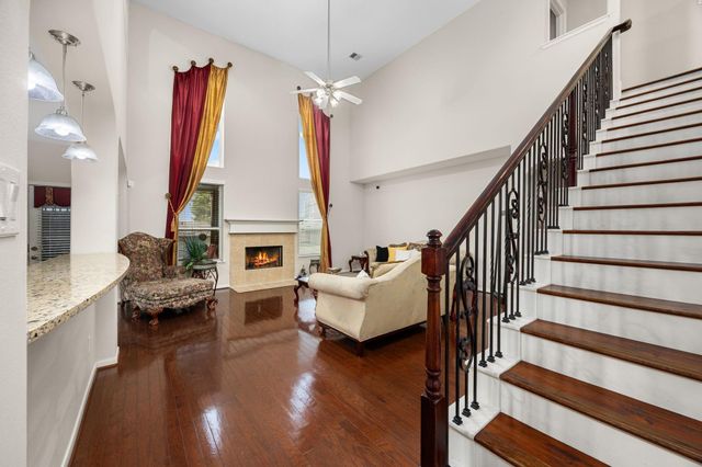 6719 Latchmore Lane, Houston, TX 77049