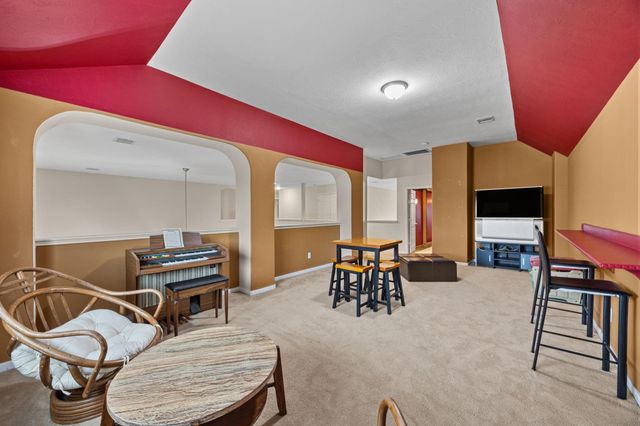6719 Latchmore Lane, Houston, TX 77049