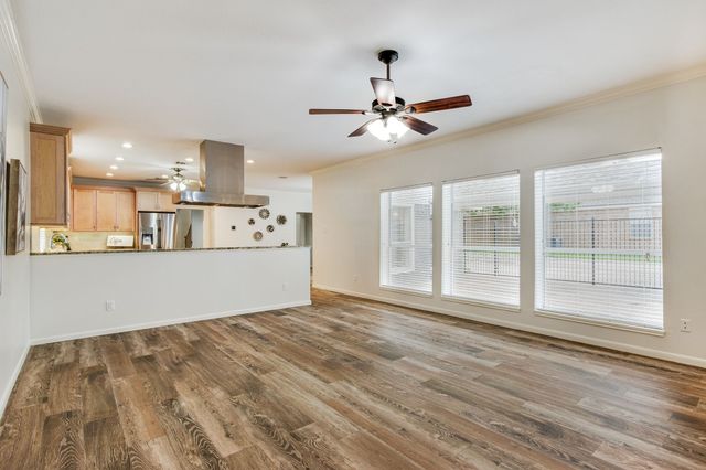 729 Silverthorne Trail, Highland Village, TX 75077