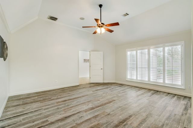 729 Silverthorne Trail, Highland Village, TX 75077