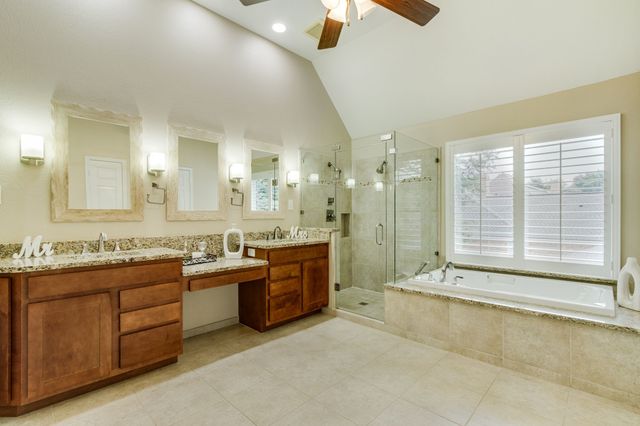 729 Silverthorne Trail, Highland Village, TX 75077