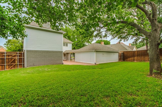 729 Silverthorne Trail, Highland Village, TX 75077