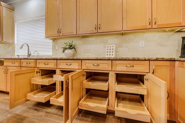 729 Silverthorne Trail, Highland Village, TX 75077