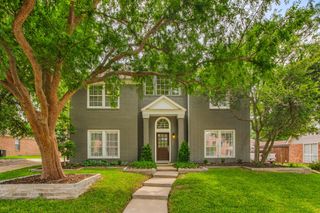 729 Silverthorne Trail, Highland Village, TX 75077