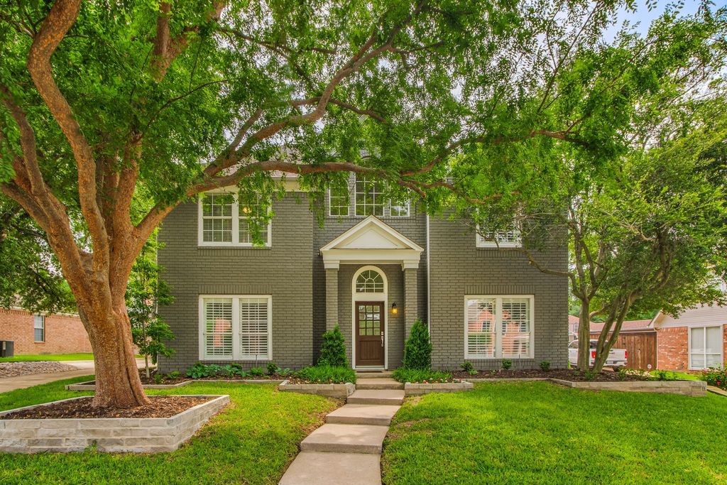 729 Silverthorne Trail, Highland Village, TX 75077