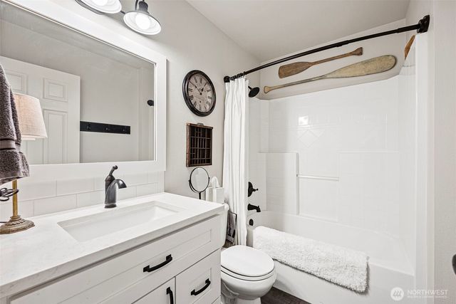 16804 118th Avenue Ct E, Puyallup, WA 98374