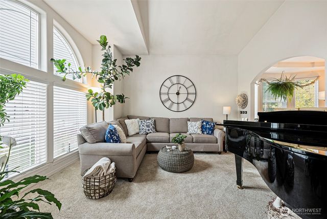 16804 118th Avenue Ct E, Puyallup, WA 98374