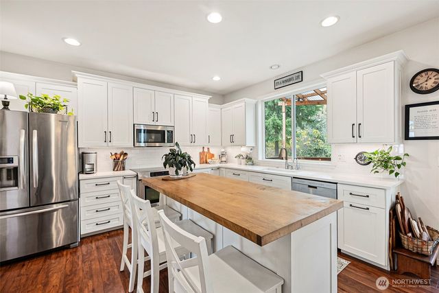 16804 118th Avenue Ct E, Puyallup, WA 98374