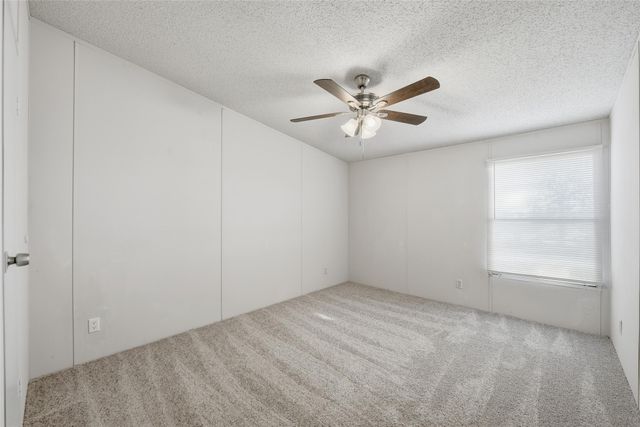 296 Oakley Circle, Weatherford, TX 76085