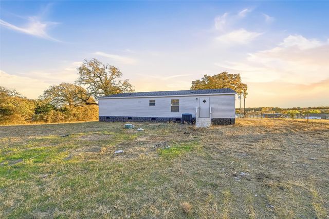 296 Oakley Circle, Weatherford, TX 76085