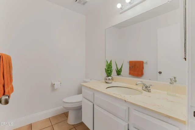 327 Wynn Court, Thousand Oaks, CA 91362