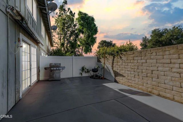 327 Wynn Court, Thousand Oaks, CA 91362