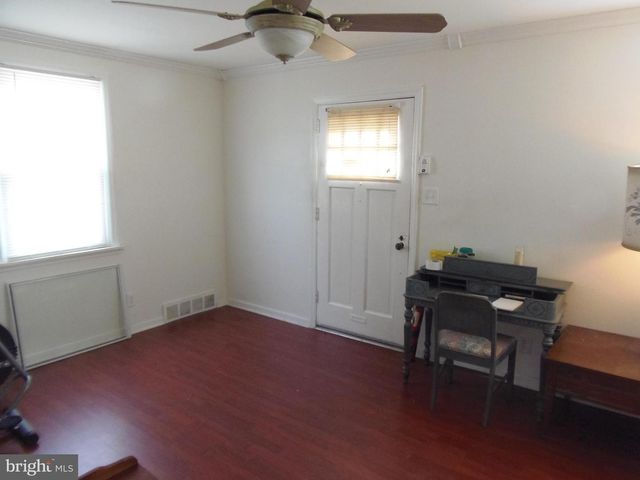 16 CHURCHILL RD, Cherry Hill, NJ 08034