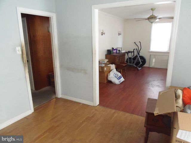 16 CHURCHILL RD, Cherry Hill, NJ 08034