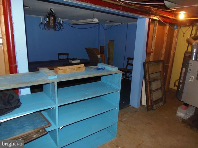 16 CHURCHILL RD, Cherry Hill, NJ 08034