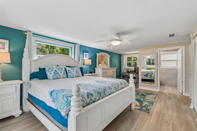9950 HILLTOP DRIVE, New Port Richey, FL 34654