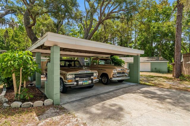 9950 HILLTOP DRIVE, New Port Richey, FL 34654